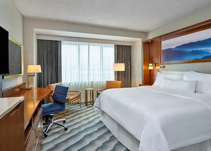 Best Hotels Near Rose Bowl Pasadena